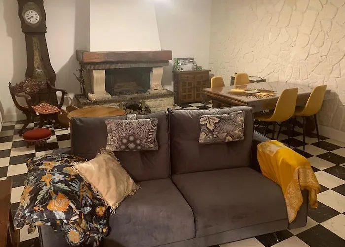 Maison Au Calme Avec Jardin Près Du Château, Forêt Et Casa vacanze *